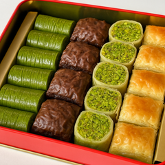 Hafiz Mustafa Assorted Baklava 1 Kg ( 35 oz )