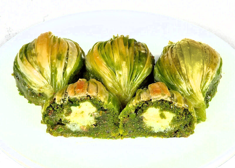 Mussel Baklava with Pistachio